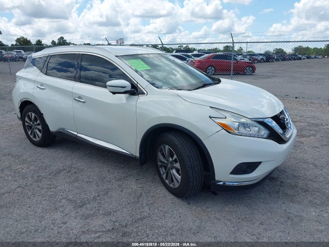 Salvage Nissan Murano Image
