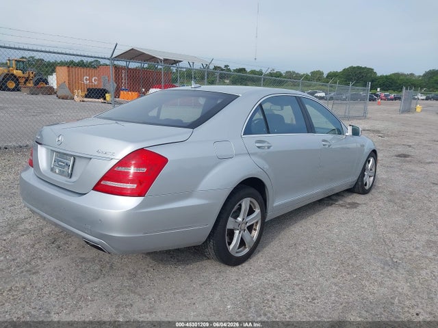 Mercedes-Benz S-Class 4matic