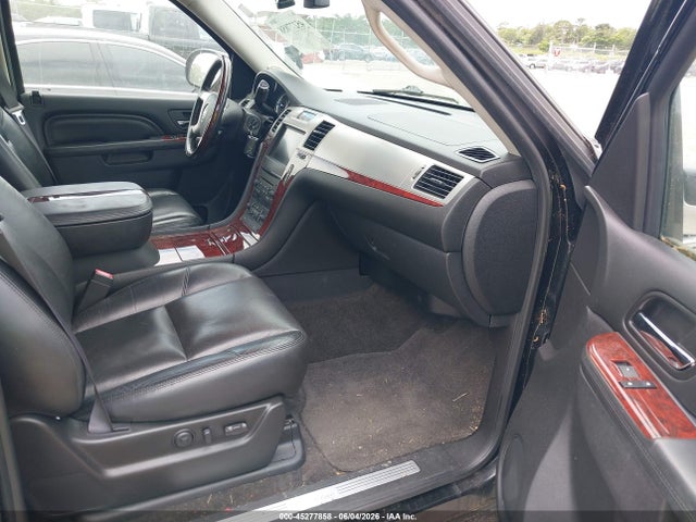 Cadillac Escalade Premium
