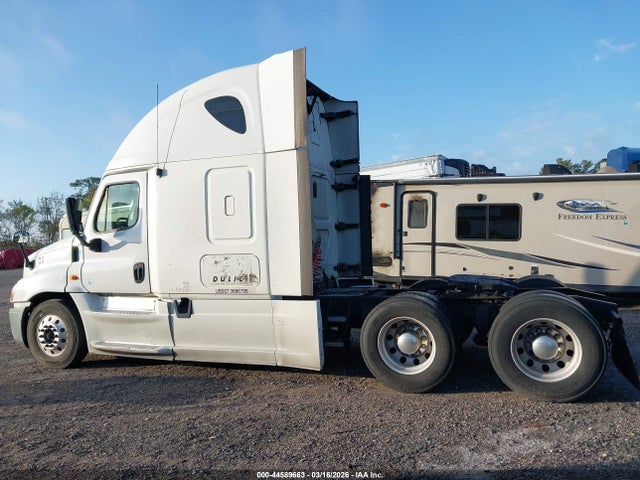Freightliner Cascadia 125