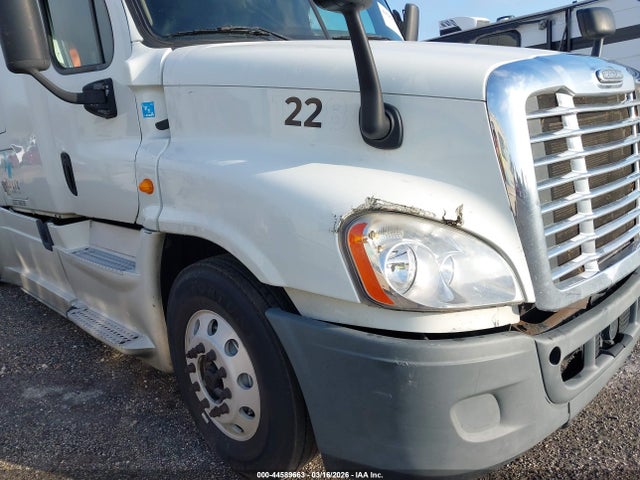 Freightliner Cascadia 125