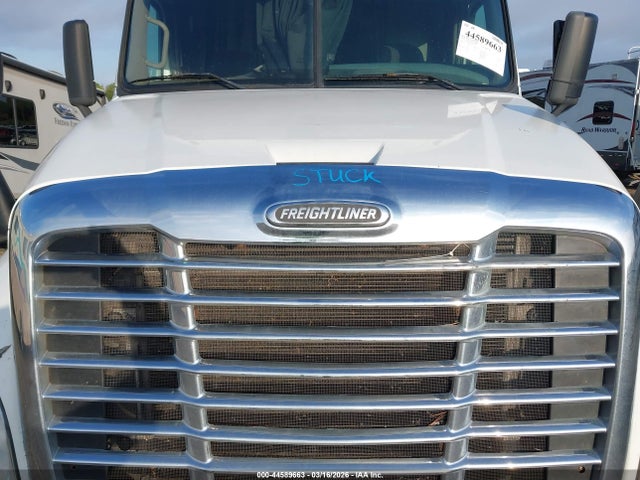 Freightliner Cascadia 125