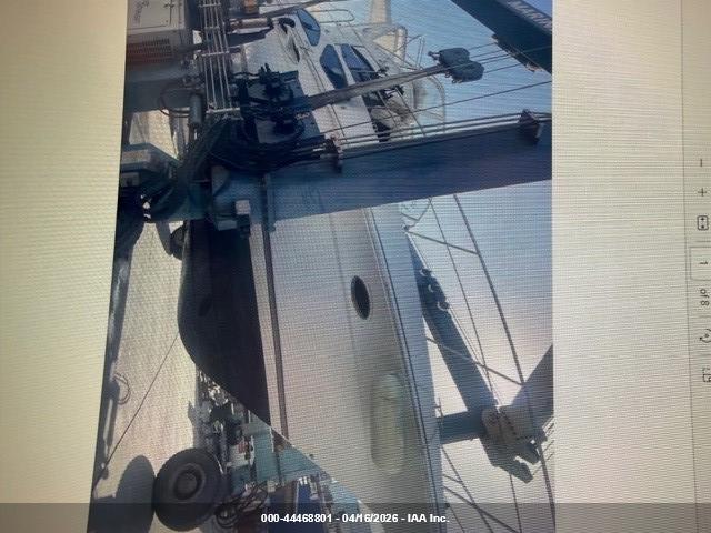 Cruisers Yachts 38