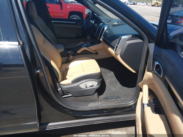 Porsche Cayenne Platinum Edition