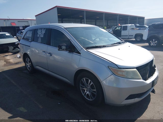 Salvage Honda Odyssey Image