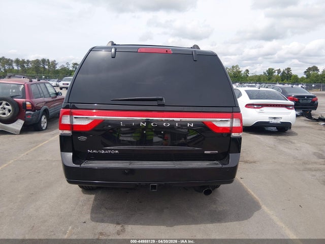 Lincoln Navigator