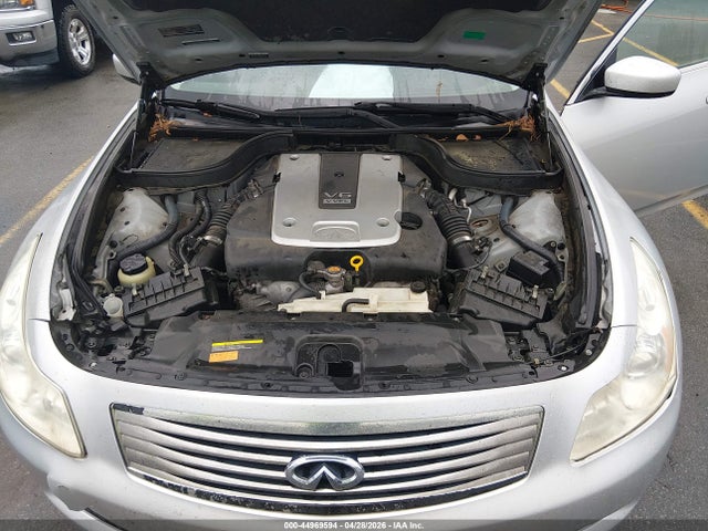 INFINITI G37 Journey