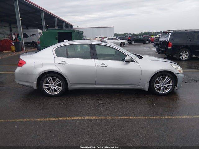 INFINITI G37 Journey