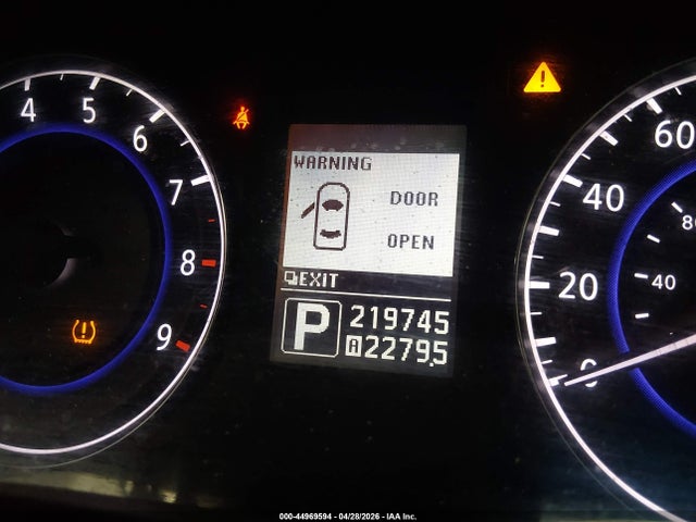 INFINITI G37 Journey