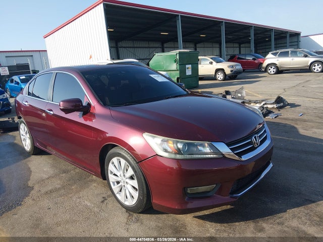 Salvage Honda Accord Image