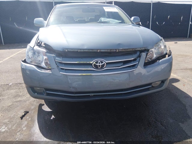 Toyota Avalon Xls
