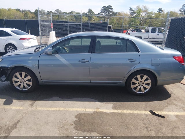 Toyota Avalon Xls