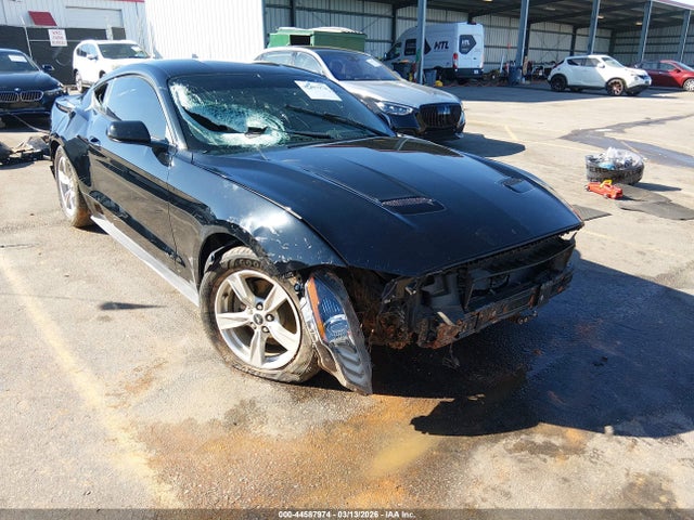 Salvage Ford Mustang Image