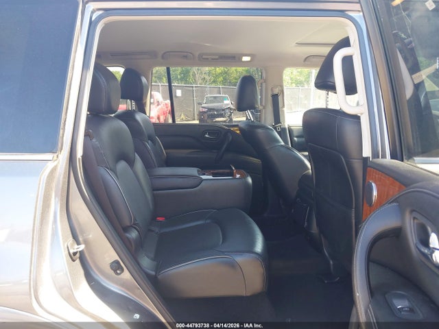 INFINITI Qx Luxe