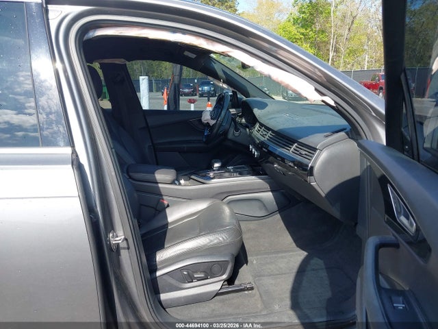 Audi Q7 3.0t Premium