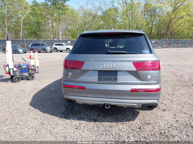Audi Q7 3.0t Premium