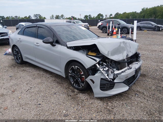 Salvage Kia K5 Image