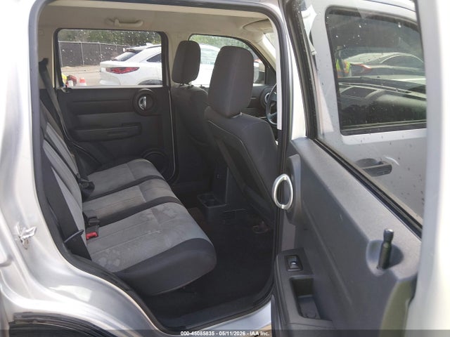 Dodge Nitro Sxt