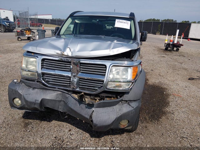 Dodge Nitro Sxt