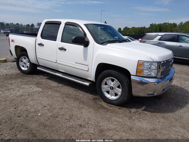 Salvage Chevrolet Silverado 1500 Image