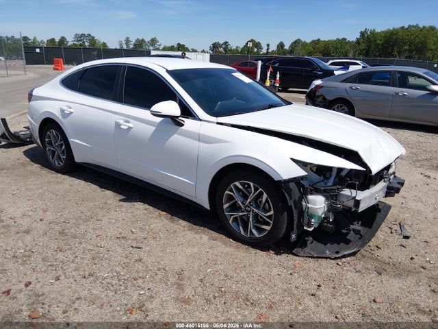 Salvage Hyundai SONATA Image
