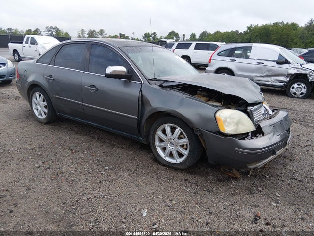 Salvage Ford Five Hundred Image