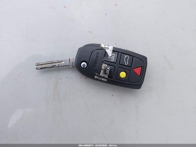 Volvo V70 2.4