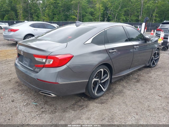Honda Accord Touring 2.0t