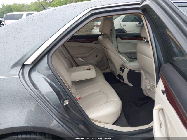 Cadillac CTS Standard