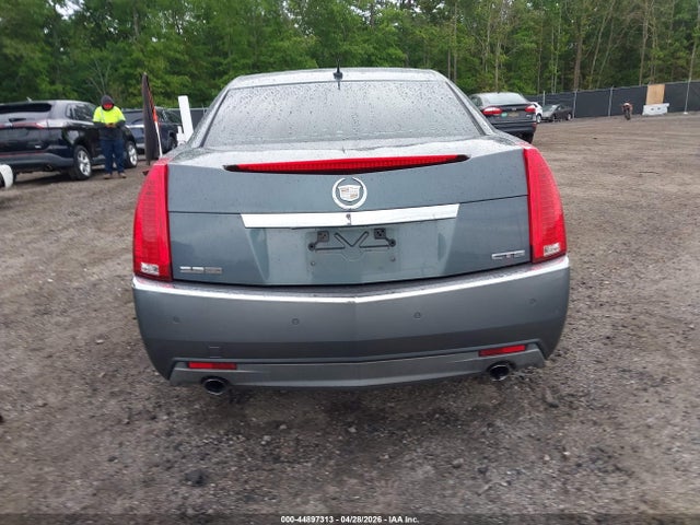 Cadillac CTS Standard
