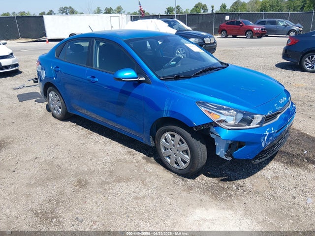 Salvage Kia Rio Image