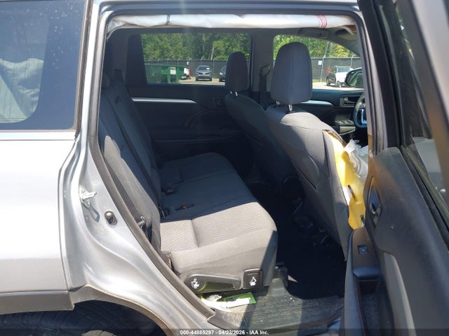 Toyota Highlander Le