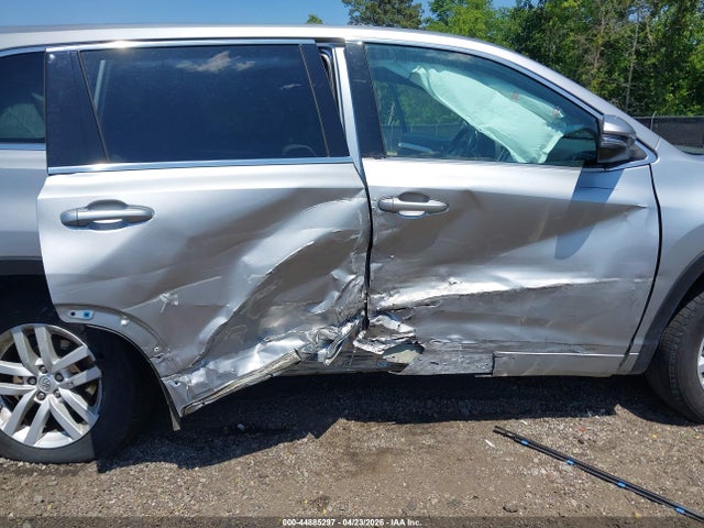 Toyota Highlander Le