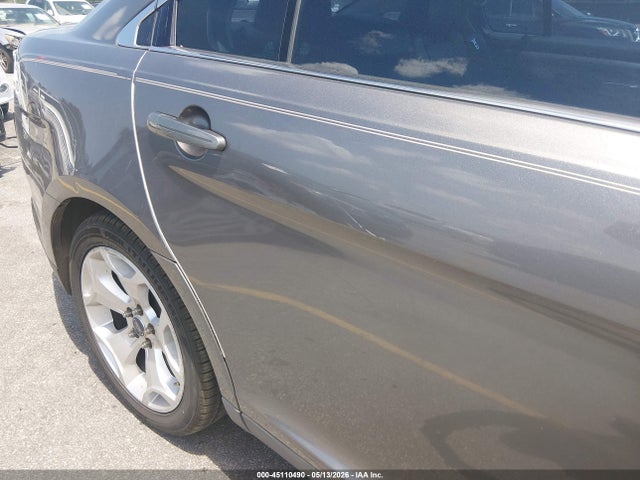 Ford Taurus Sel