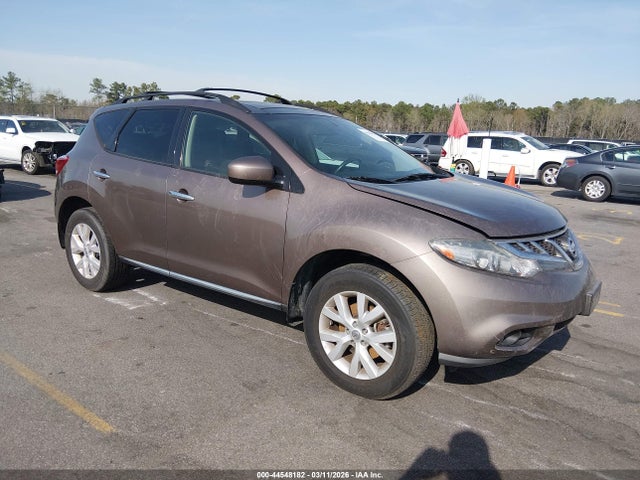 Salvage Nissan Murano Image