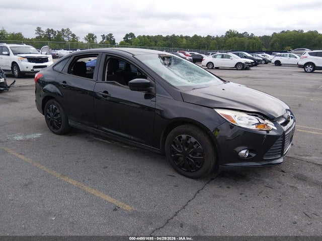 Salvage Ford Focus Image