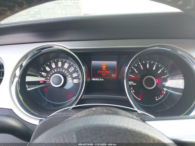 Ford Mustang V6 Premium