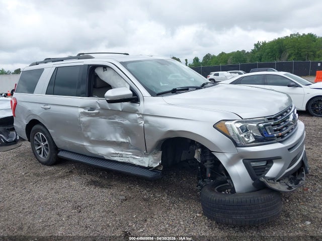 Salvage Ford Expedition Image