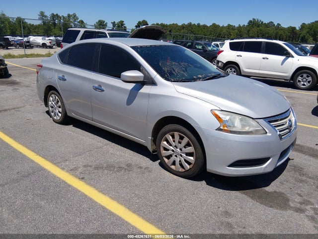 Salvage Nissan Sentra Image