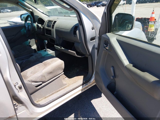 Nissan Frontier Se