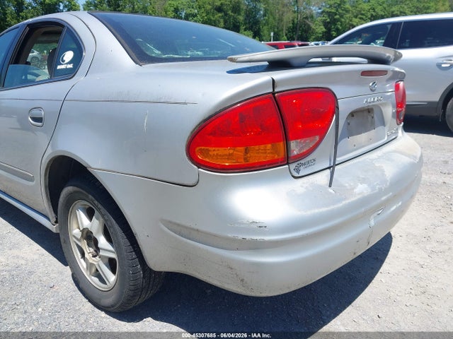 Oldsmobile Alero Gl1