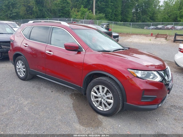 Salvage Nissan Rogue Image