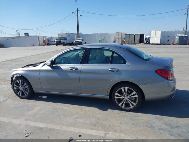 Mercedes-Benz C-Class Luxury