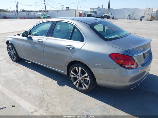 Mercedes-Benz C-Class Luxury