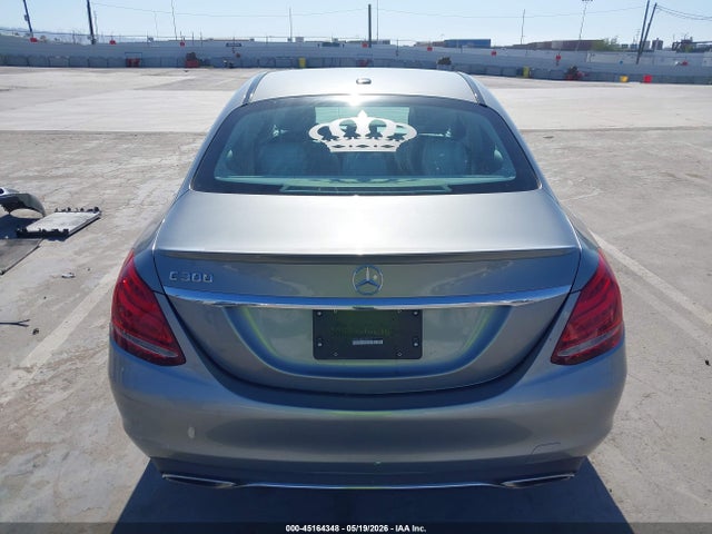 Mercedes-Benz C-Class Luxury