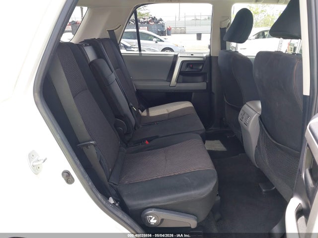 Toyota 4Runner Sr5