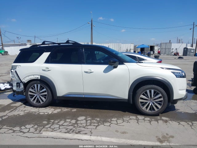Nissan Pathfinder Platinum 2wd