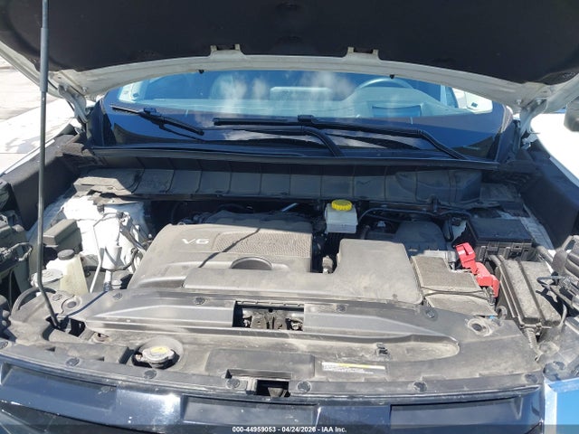 Nissan Pathfinder Platinum 2wd
