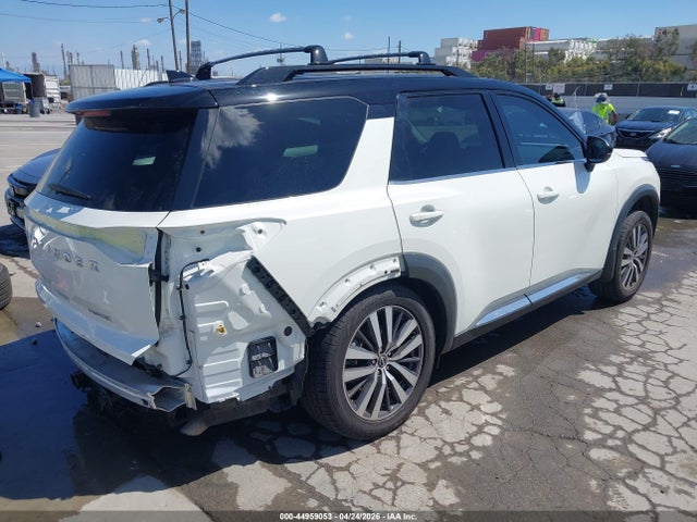 Nissan Pathfinder Platinum 2wd