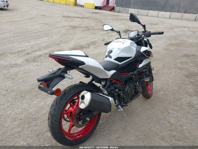 Kawasaki Er500